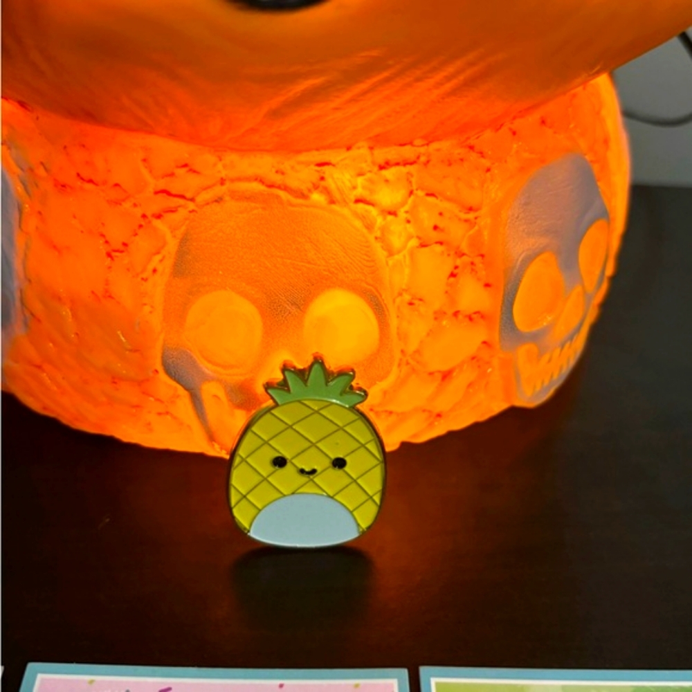๐* OPENED Maui The Pinapple Micromallow *๐ *Includes 12 cards not 24* - Picture 8 of 8